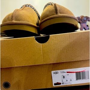 UGG Tasman slippers